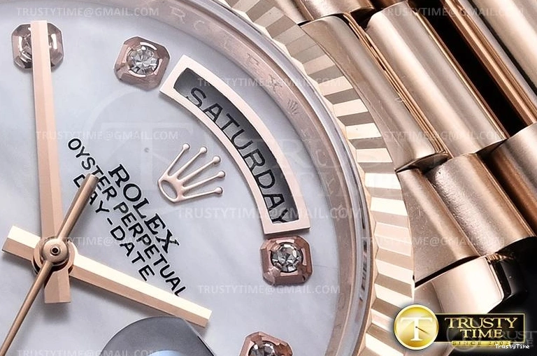 1120 RDD0223A – DayDate 36mm Packable 702